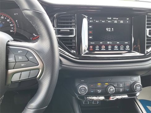 Used 2021 Dodge Durango SXT image 13