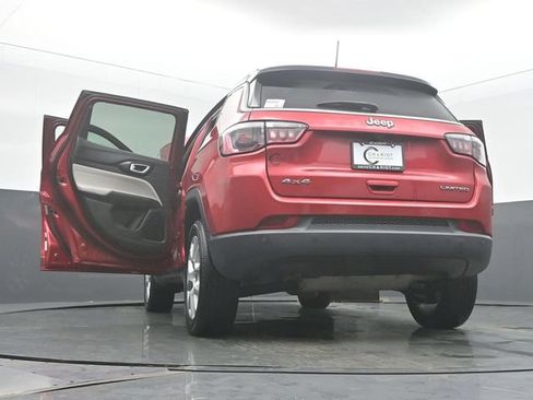Used 2025 Jeep Compass Limited AWD/4WD image 60