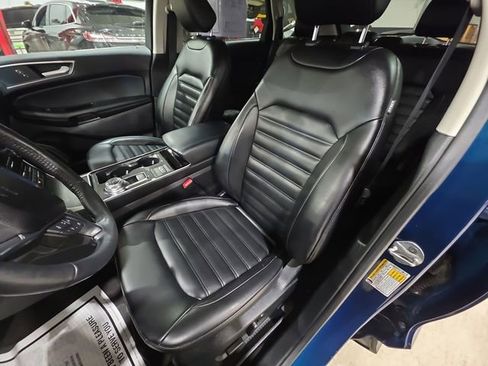 Used 2020 Ford Edge SEL w/ Cold Weather Package AWD/4WD image 11
