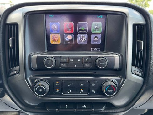 Used 2017 Chevrolet Silverado 2500 LT AWD/4WD image 21