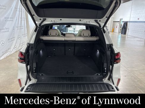 Used 2024 BMW X5 M Competition w/ Executive Package image 8