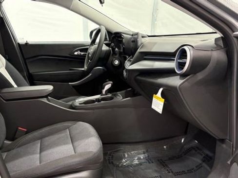 New 2026 Chevrolet Trax LS image 20