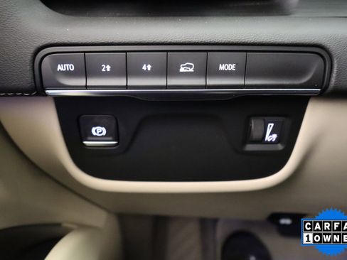 Used 2023 Cadillac Escalade ESV Premium Luxury w/ LPO, Radiant Package image 36