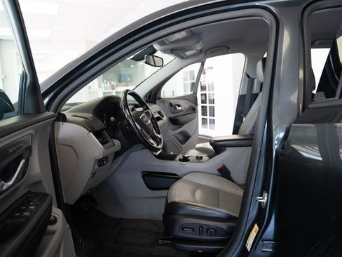 Used 2018 GMC Terrain SLT w/ Infotainment Package II AWD/4WD image 11