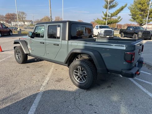 New 2026 Jeep Gladiator Mojave w/ Safety Group image 21