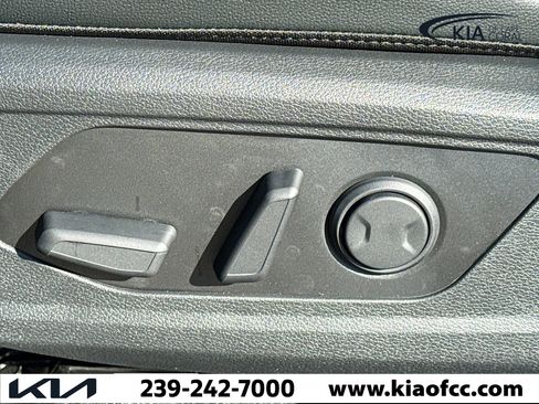 New 2026 Kia Sportage EX w/ EX Panorama Roof Package FWD image 24