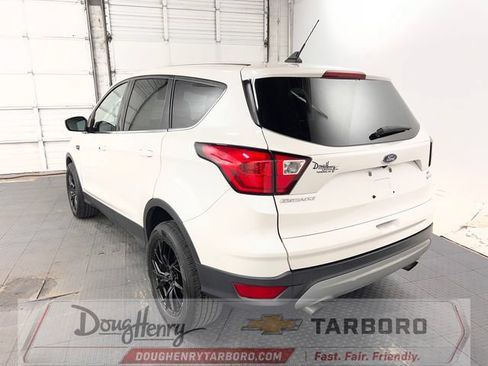 Used 2019 Ford Escape SE FWD image 6