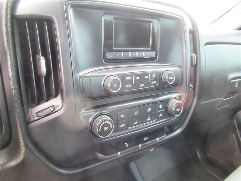 Used 2015 Chevrolet Silverado 3500 W/T RWD image 17