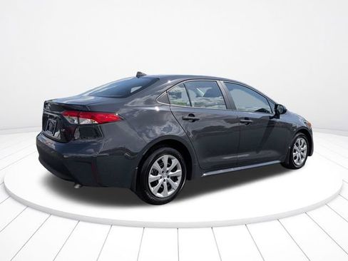 Used 2026 Toyota Corolla LE FWD image 3