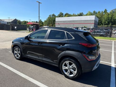 Used 2022 Hyundai Kona SEL w/ Convenience Package FWD image 5