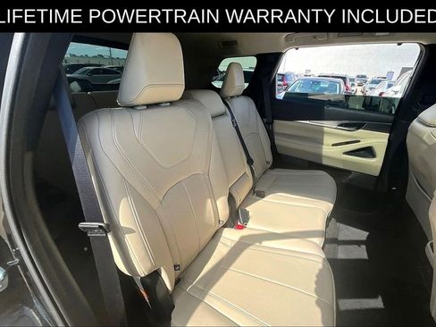 Certified 2023 INFINITI QX60 Luxe w/ Performance Audio Package image 34