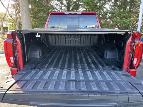 Used 2022 GMC Sierra 1500 AT4 w/ AT4 Premium Package image 24