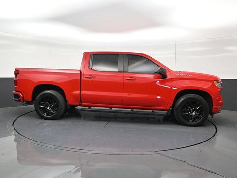 Used 2022 Chevrolet Silverado 1500 RST RWD image 6
