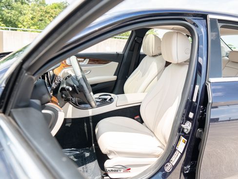 Used 2017 Mercedes-Benz E 300 4MATIC image 16