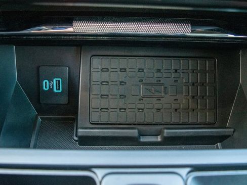 Used 2024 Ford F150 Raptor image 23