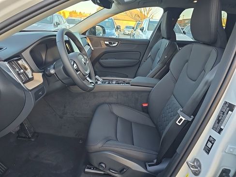 New 2026 Volvo XC60 B5 Core w/ Climate Package AWD/4WD image 7