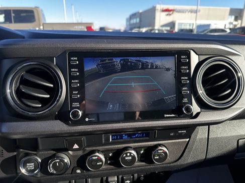 Used 2023 Toyota Tacoma TRD Off-Road image 23