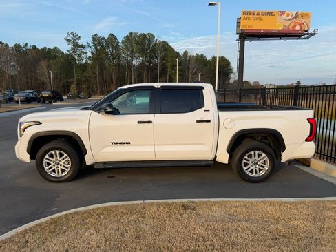 Used 2023 Toyota Tundra SR5 w/ SR5 Convenience Package image 4