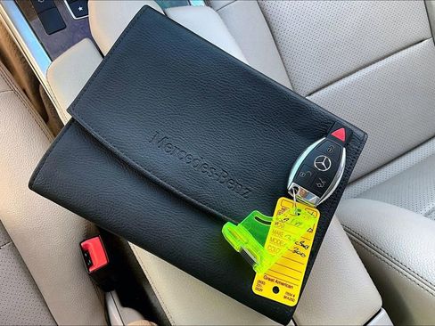 Used 2016 Mercedes-Benz E 250 Sedan w/ Premium Package image 14