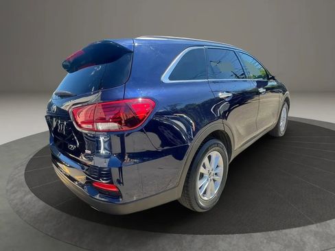 Used 2020 Kia Sorento LX w/ LX I4 Convenience Package AWD/4WD image 5