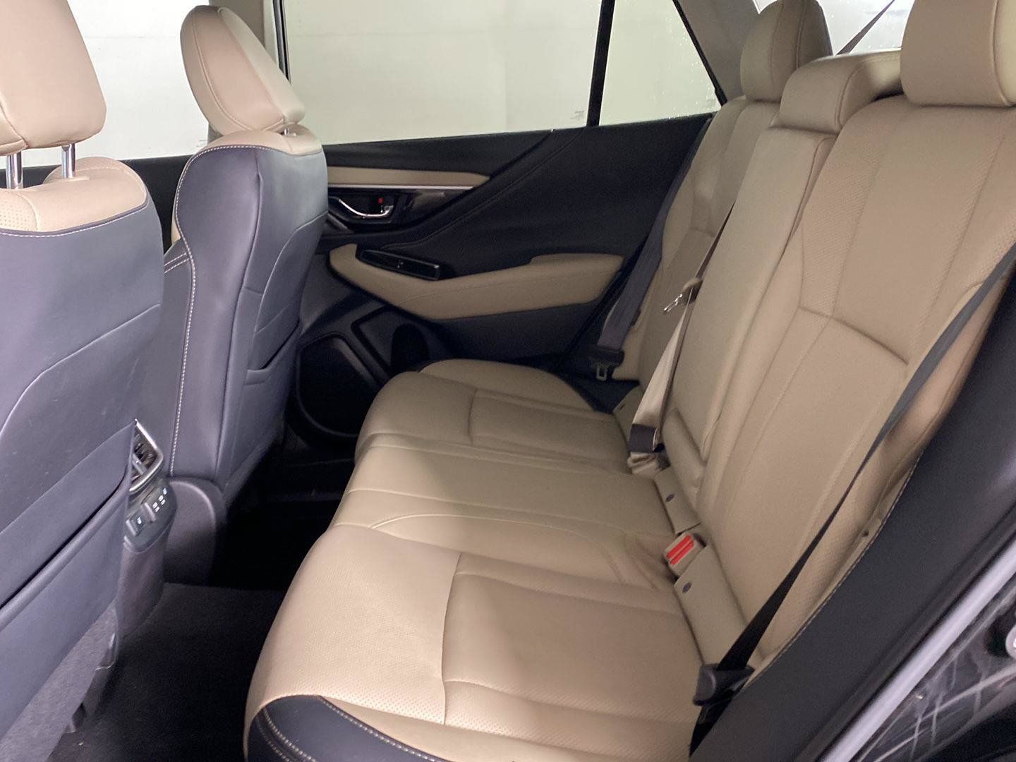 Used 2022 Subaru Outback Limited AWD/4WD image 27