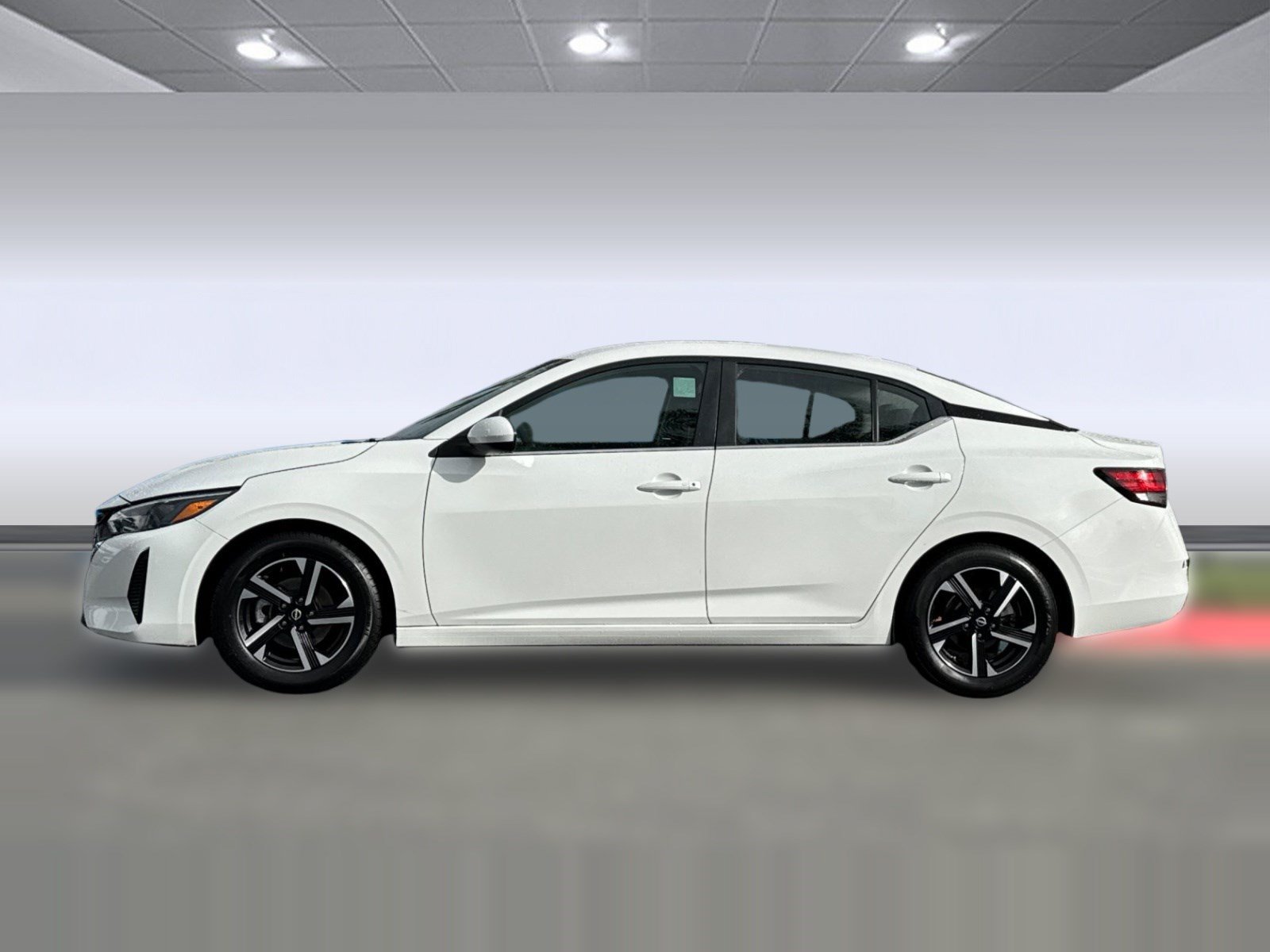 Used 2024 Nissan Sentra SV FWD image 2