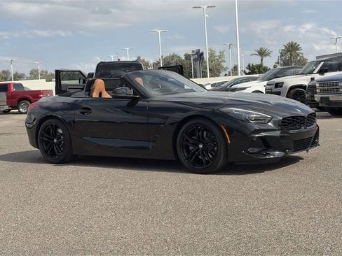 Used 2023 BMW Z4 sDrive30i w/ Premium Package image 4