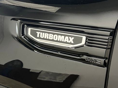 New 2026 GMC Sierra 1500 Elevation image 14