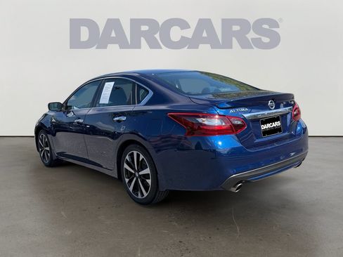 Used 2018 Nissan Altima 2.5 SR FWD image 4