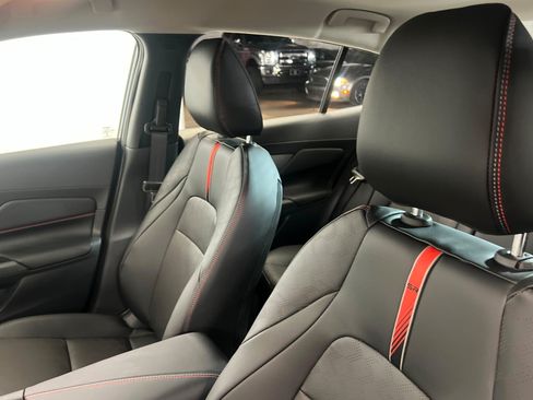 New 2026 Nissan Sentra SR w/ SR Premium Package FWD image 16