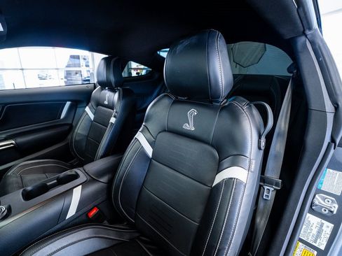 Used 2021 Ford Mustang Shelby GT500 w/ Technology Package image 44