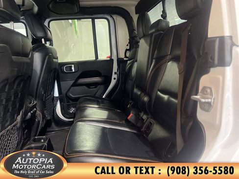 Used 2020 Jeep Gladiator Mojave image 14