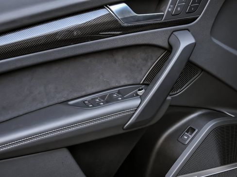 Used 2023 Audi SQ5 Premium Plus image 12