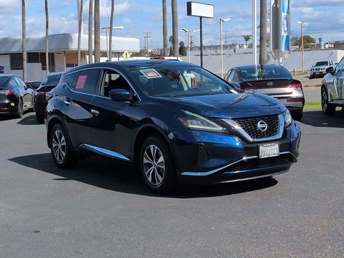 Certified 2021 Nissan Murano S image 2