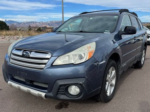 Used 2013 Subaru Outback 2.5i Limited image 3