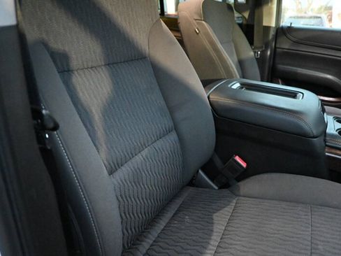 Used 2018 GMC Yukon SLE image 55