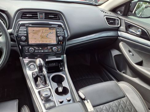 Used 2020 Nissan Maxima Platinum w/ Sport Mat Group FWD image 3
