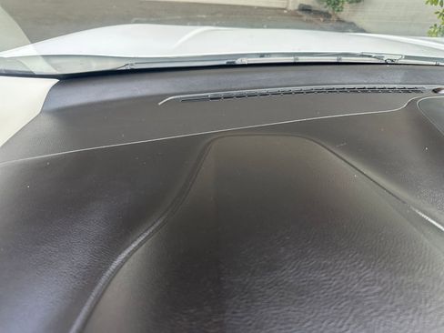 Used 2024 Ford Edge SEL image 34