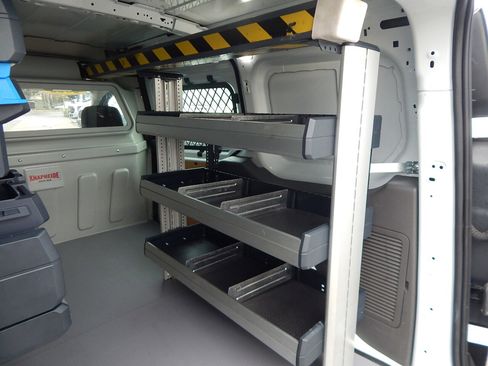 Used 2022 Ford Transit Connect XL image 4