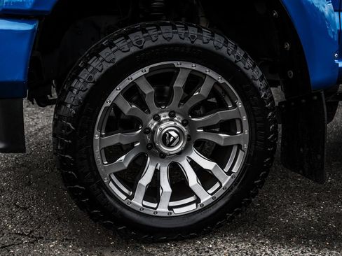 Used 2020 Ford F350 Platinum w/ FX4 Off-Road Package AWD/4WD image 14