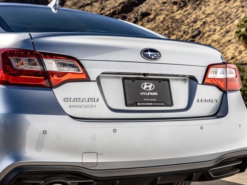 Used 2018 Subaru Legacy 2.5i Limited AWD/4WD image 7