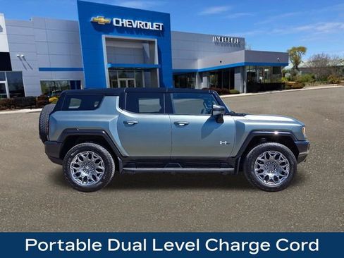 Used 2024 GMC Hummer EV 3X AWD/4WD image 28