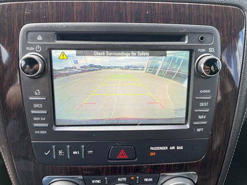Used 2016 Chevrolet Traverse LT AWD/4WD image 16