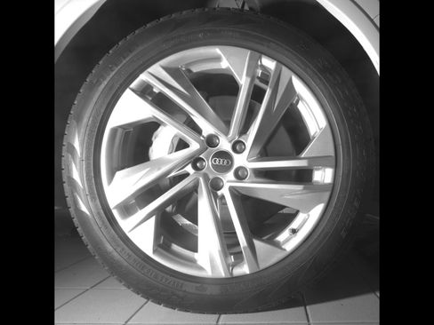 Certified 2023 Audi Q7 3.0T Prestige AWD/4WD image 23