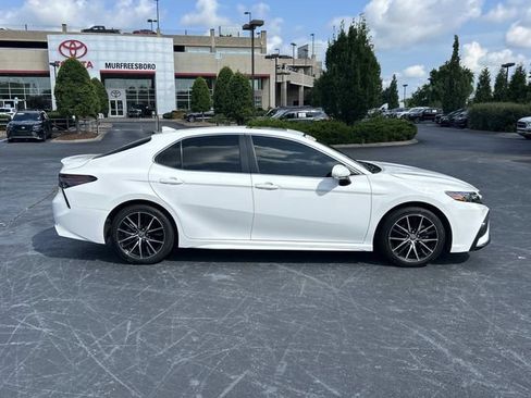 Used 2024 Toyota Camry SE w/ Cold Weather Package FWD image 3