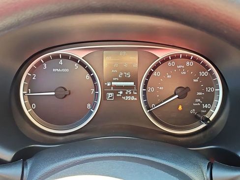 Certified 2025 Nissan Kicks Play S image 4