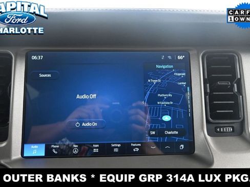 Used 2025 Ford Bronco Outer Banks AWD/4WD image 15