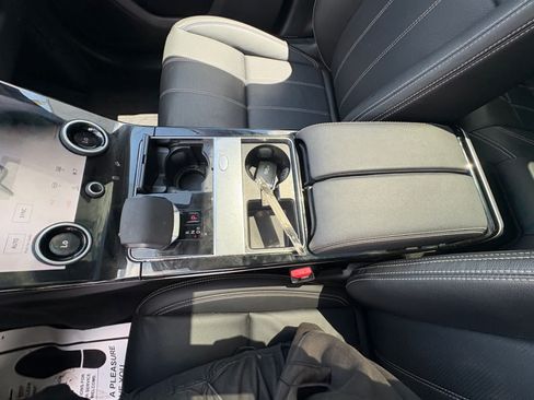 Used 2023 Land Rover Range Rover Velar S AWD/4WD image 25
