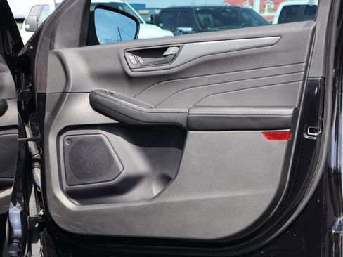 Used 2023 Ford Escape Active image 35