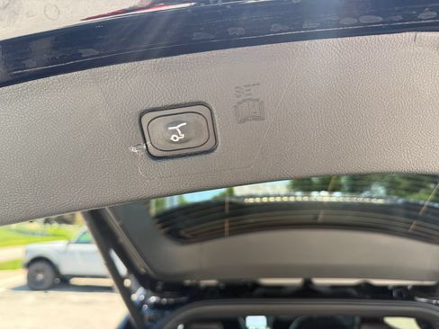 Used 2024 Ford Edge ST-Line AWD/4WD image 13
